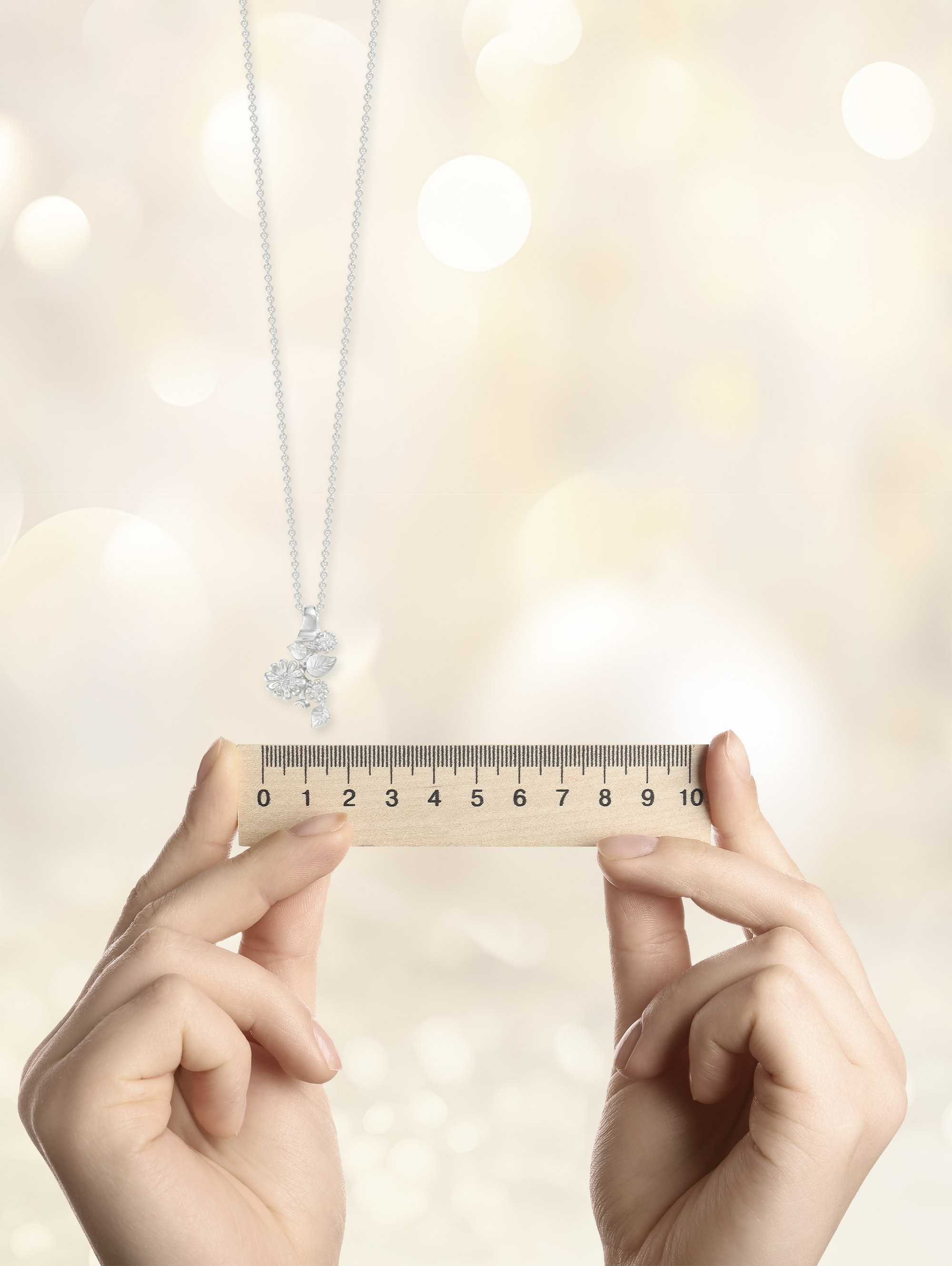 Schmuck mit Lineal -116639