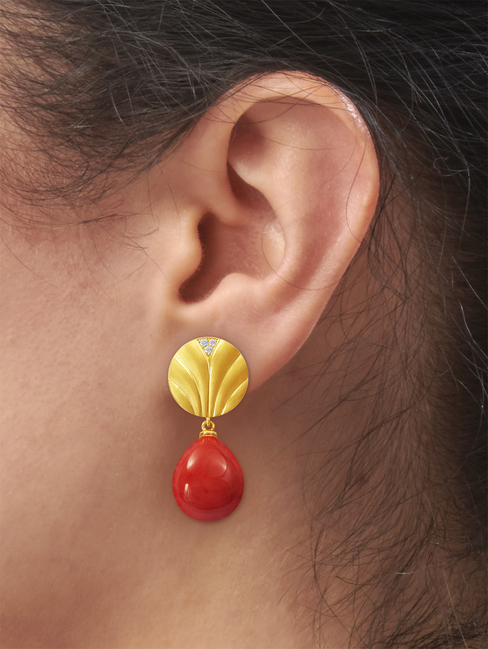 LESER Modelbild- Ohr-Palme-Gelbgold-Brillanten-Koralle-114065 LESER Modelbild- Ohr-Palme-Gelbgold-Brillanten-Koralle-114065