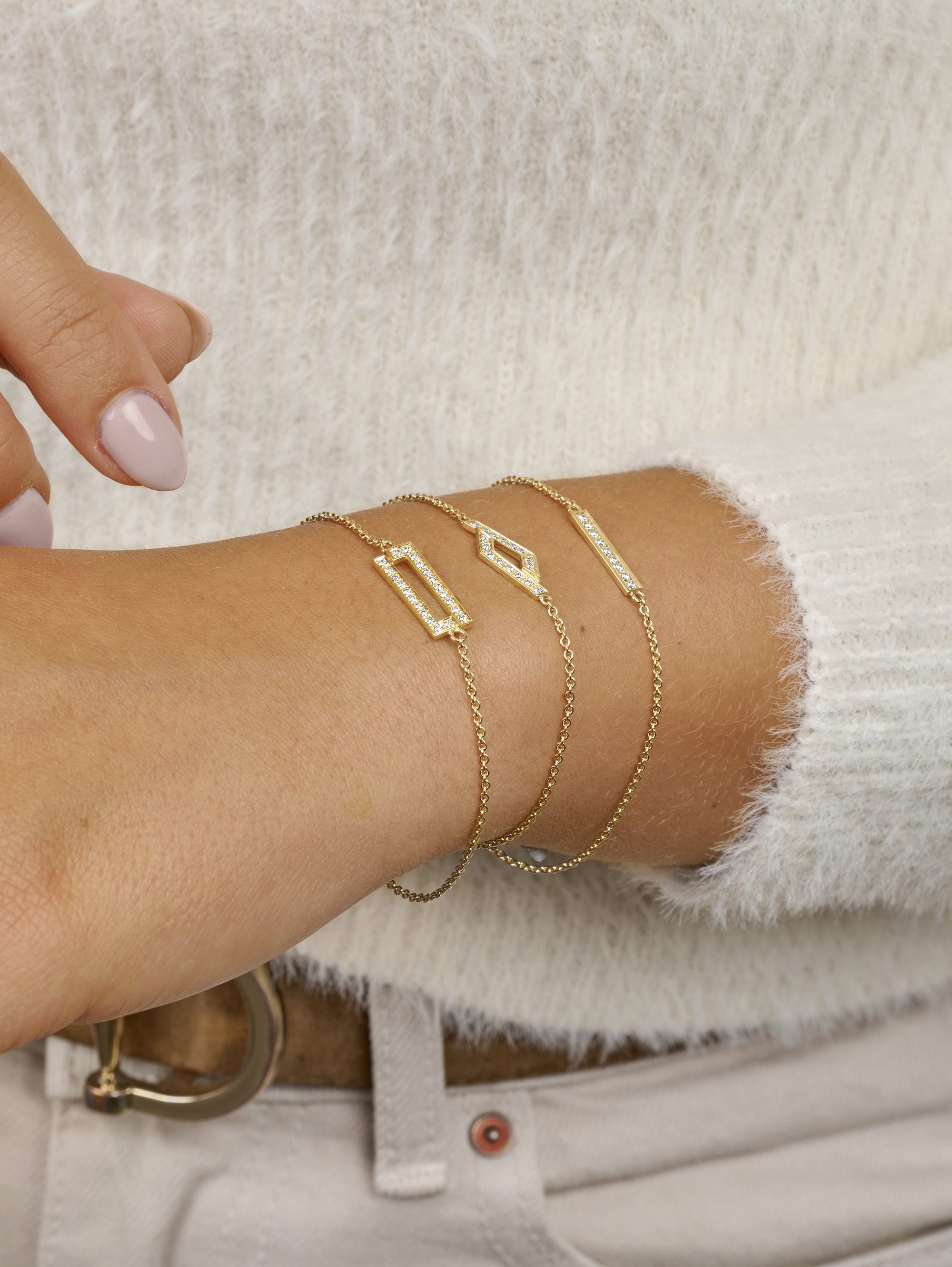 LESER Modelbilder- Armband Gelbgold LESER Modelbilder- Armband Gelbgold