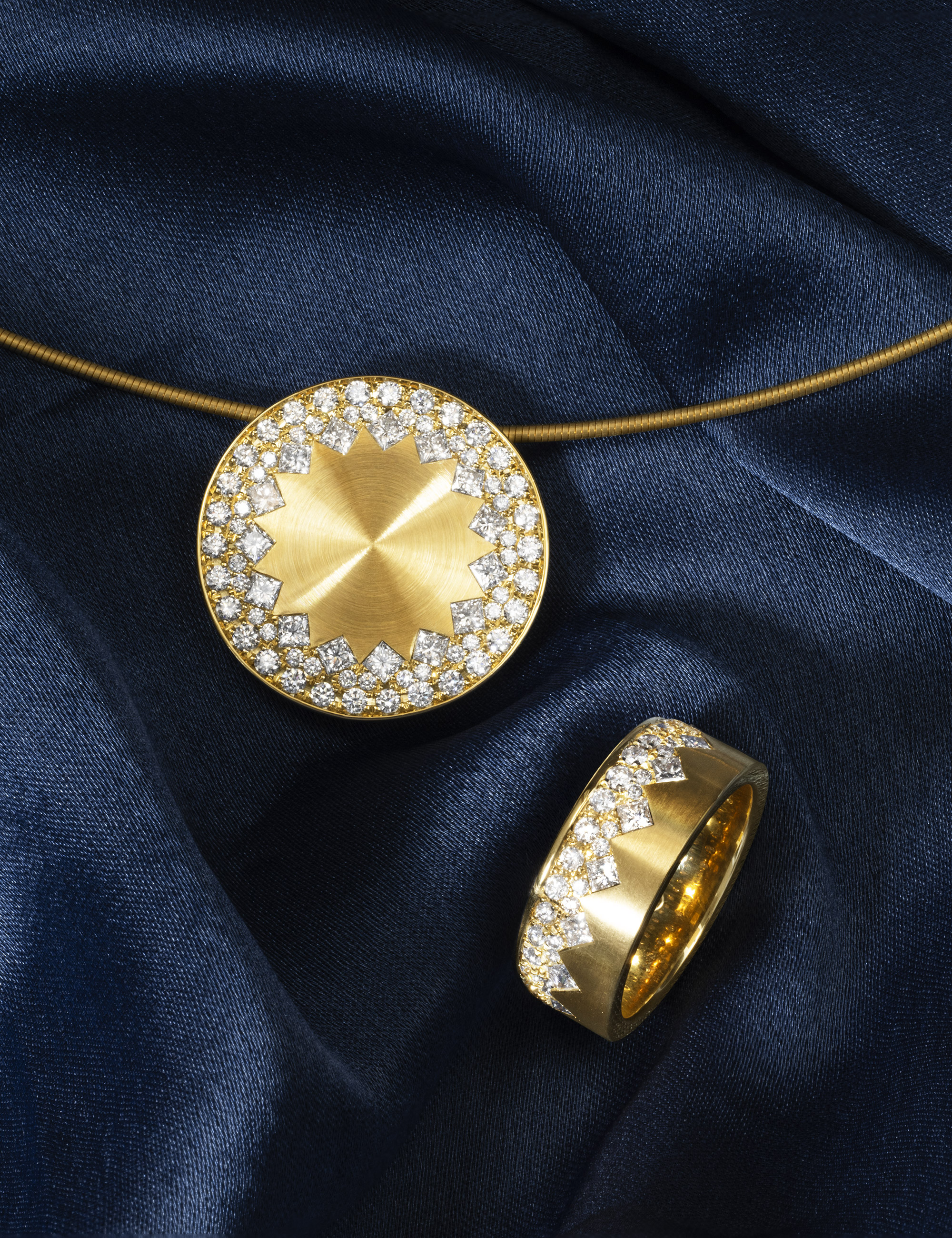 Geschenkidee-Bergring-Anhaenger Geschenkidee-Bergring-Anhaenger