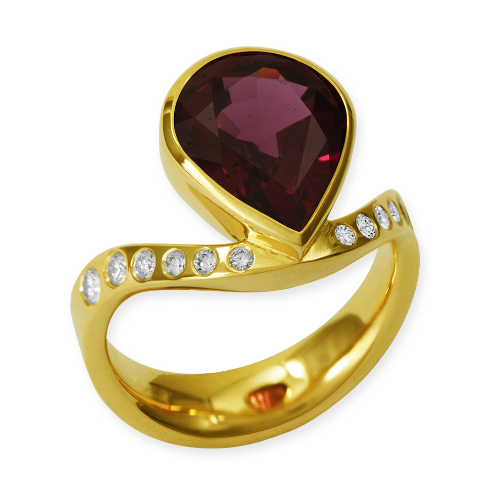 LESER Ring-Unikat Granat 750 Gelbgold