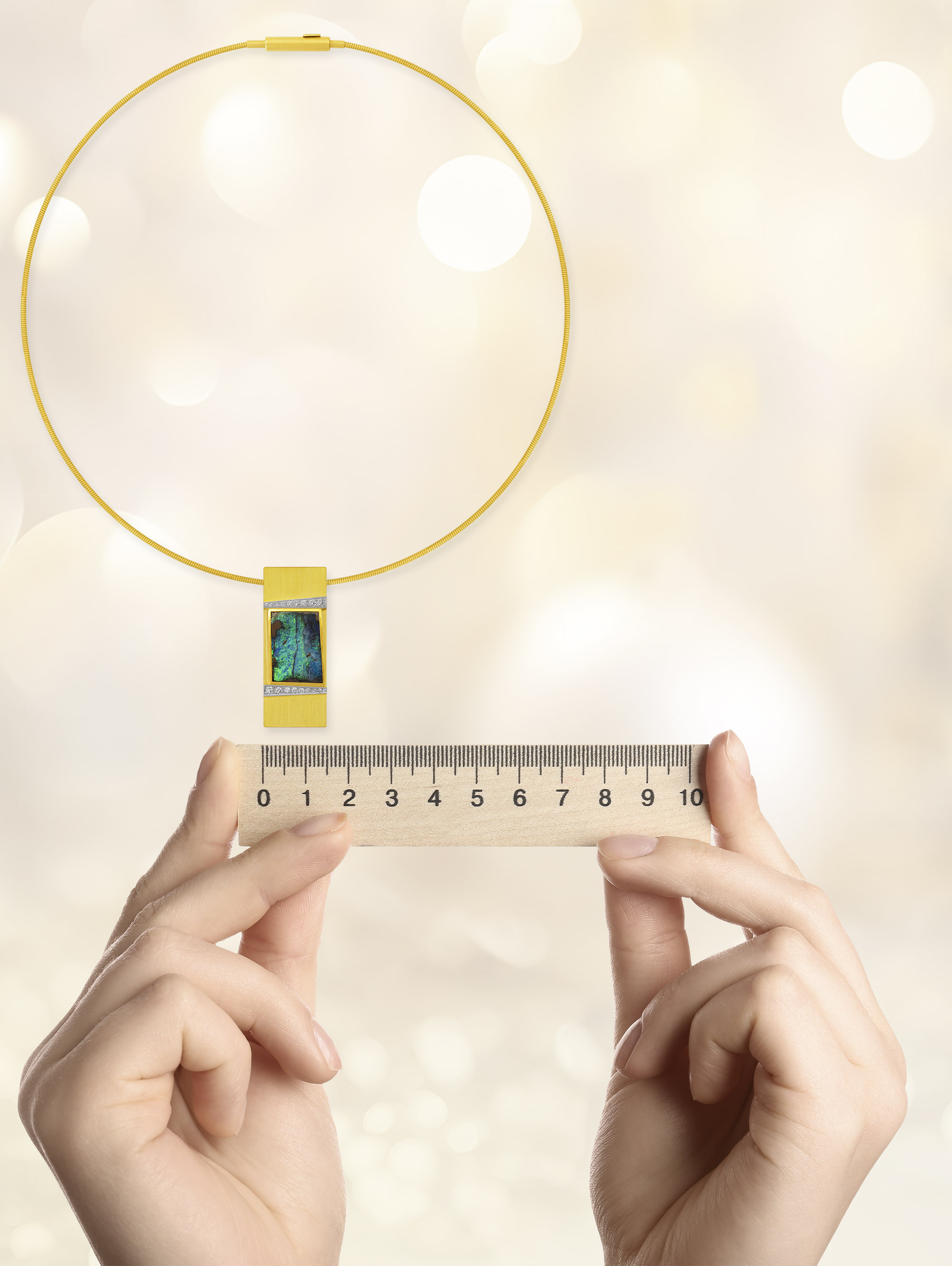 Schmuck mit Lineal -122667