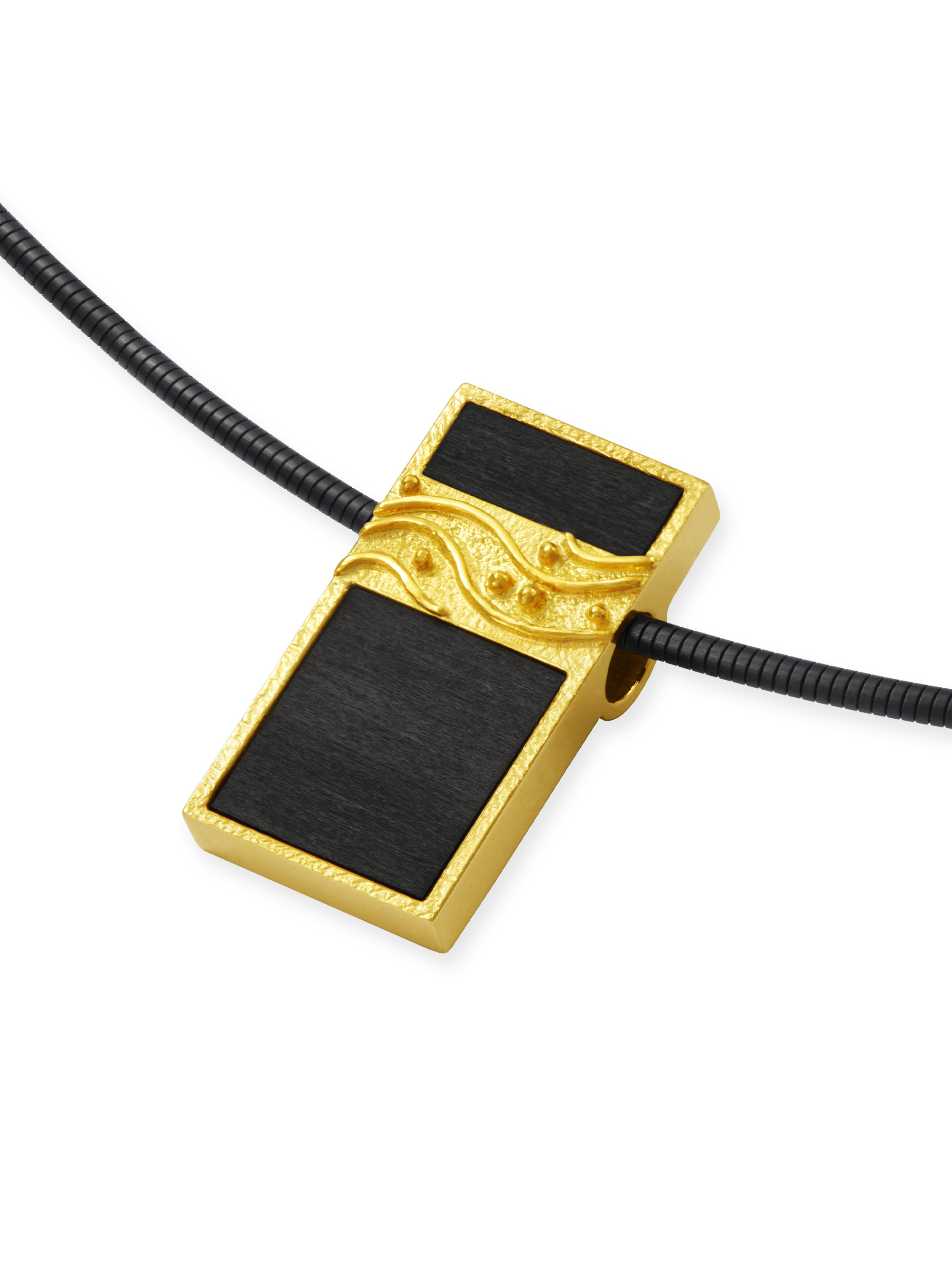 LESER Carbon-Anhaenger-Welle-114484 aus Gelbgold LESER Carbon-Anhaenger-Welle-114484 aus Gelbgold