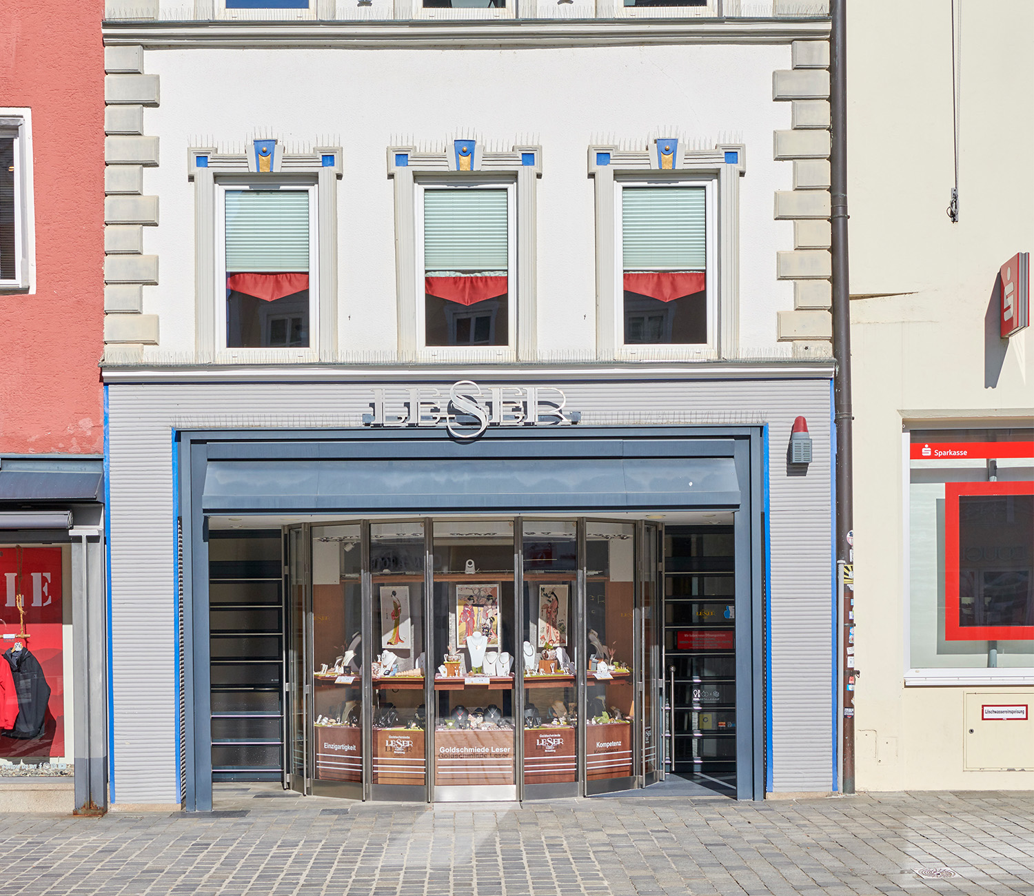 LESER Oeffnungszeit - Lade LESER Oeffnungszeit - Lade