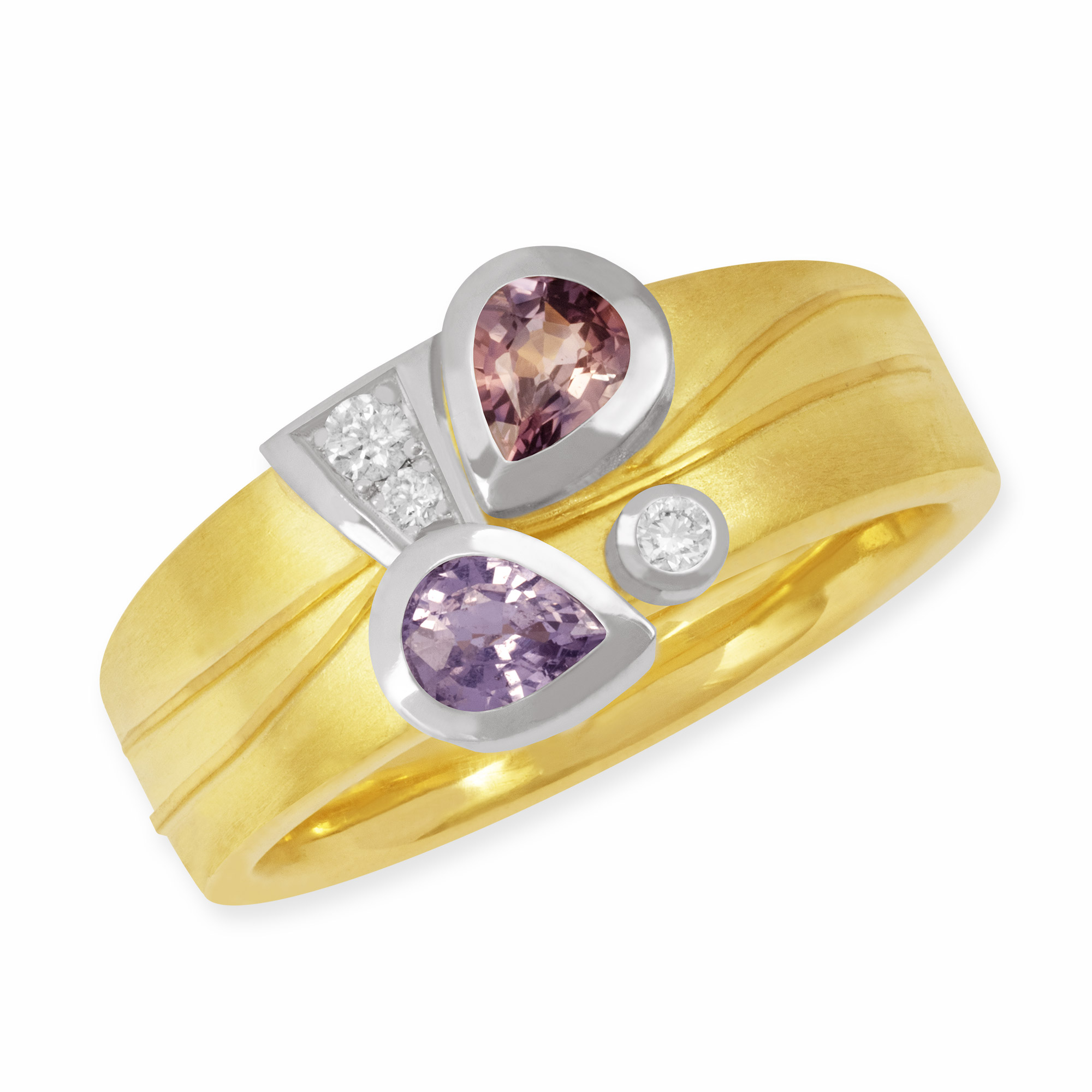 Ring aus Gelbgold und Weißgold mit Tahitiperle und 2 Saphir