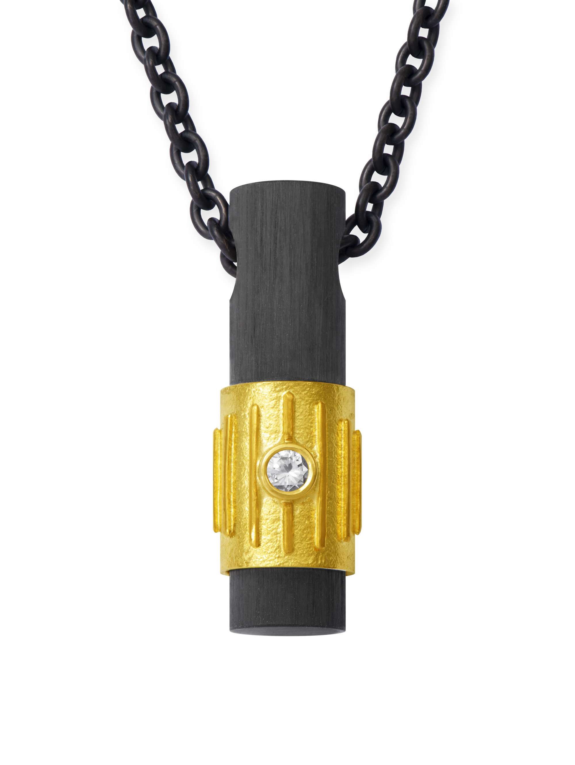 LESER Carbon-Anhaenger-Rolle-112877 aus Gelbgold mit Brillant LESER Carbon-Anhaenger-Rolle-112877 aus Gelbgold mit Brillant