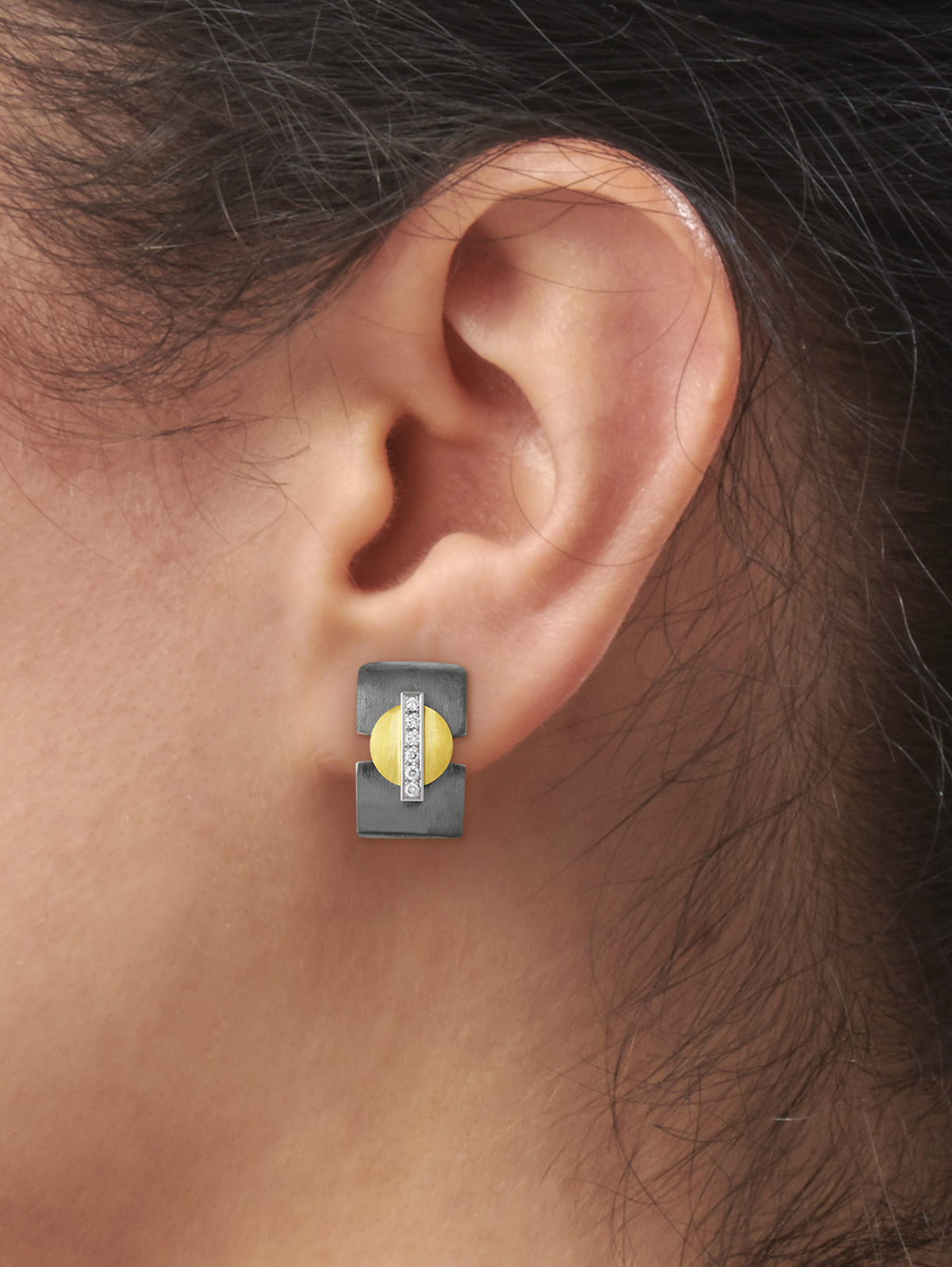 LESER Modelbilder-Ohr-Gelbgold-Silberoxydiert-Weißgold-Brillanten-122775