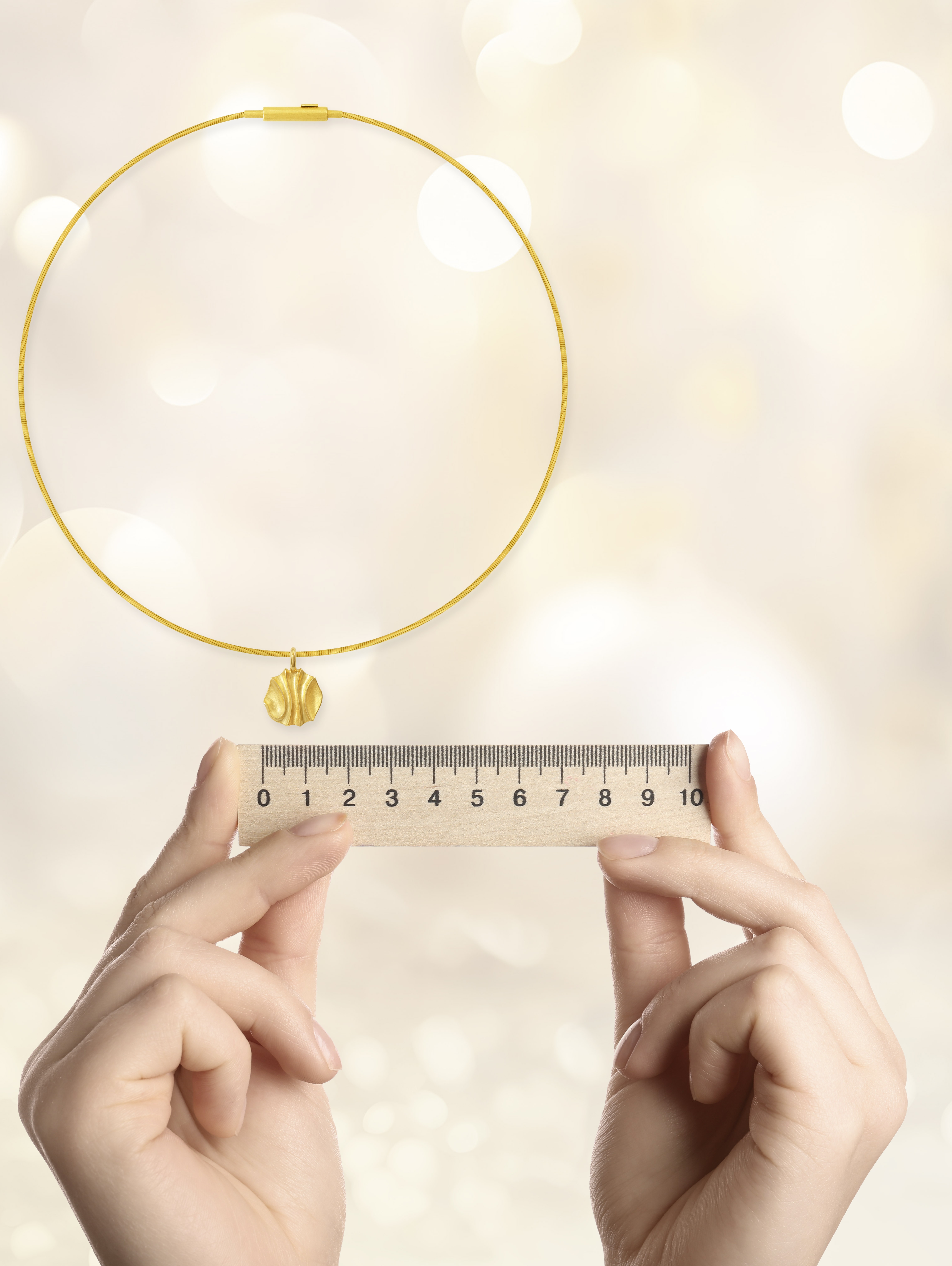 Schmuck mit Lineal - 103653