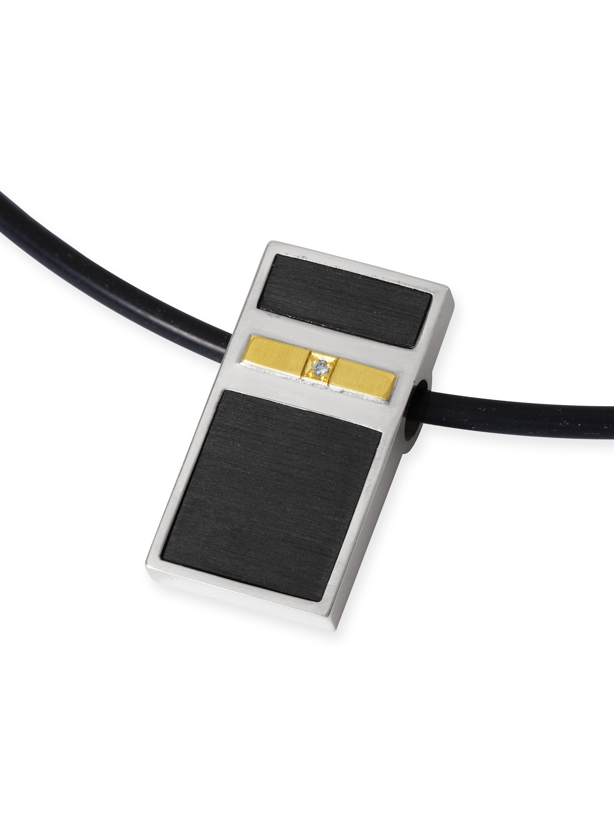 LESER Carbon-Anhaenger-115366 aus Gelbgold und Weißgold mit Brillant LESER Carbon-Anhaenger-115366 aus Gelbgold und Weißgold mit Brillant