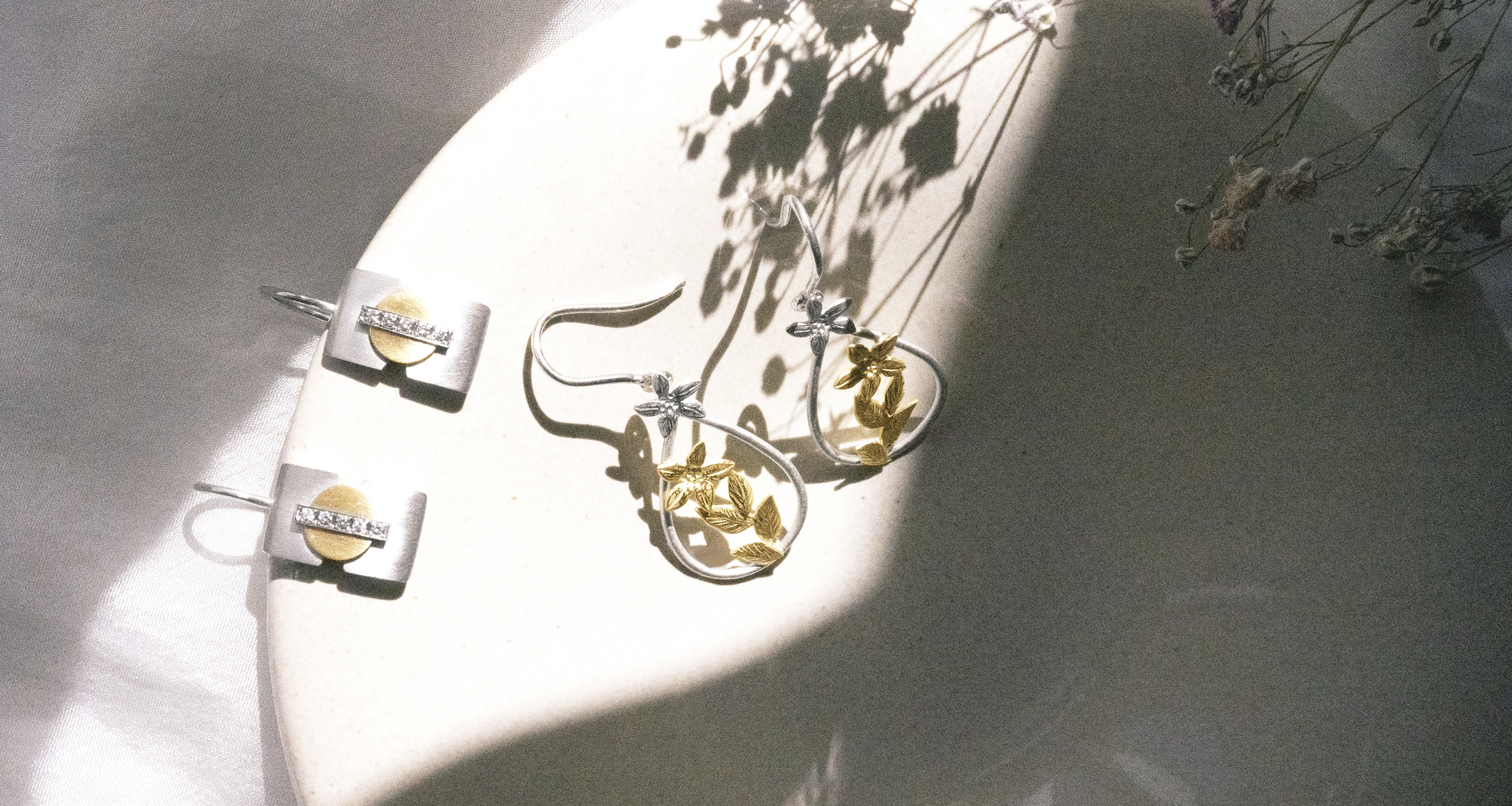 LESER Designschmuck-Ohrbügel