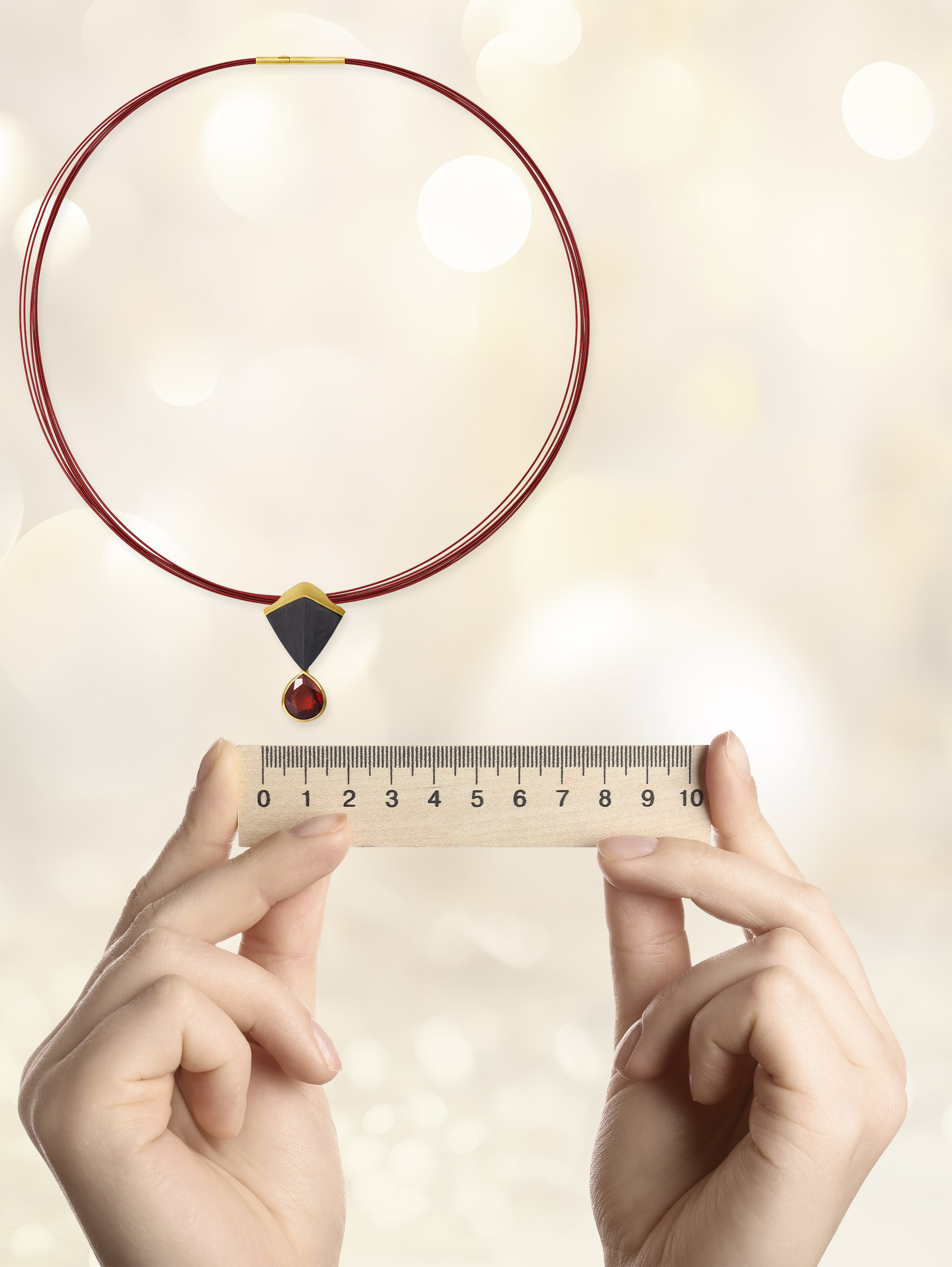 Schmuck mit Lineal -112140