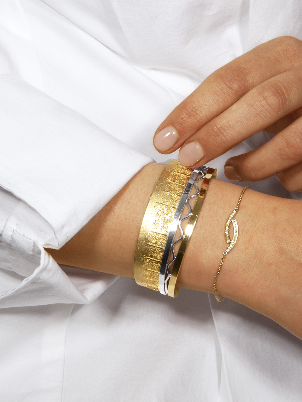 Schmuck-Designschmuck-Armschmuck Schmuck-Designschmuck-Armschmuck