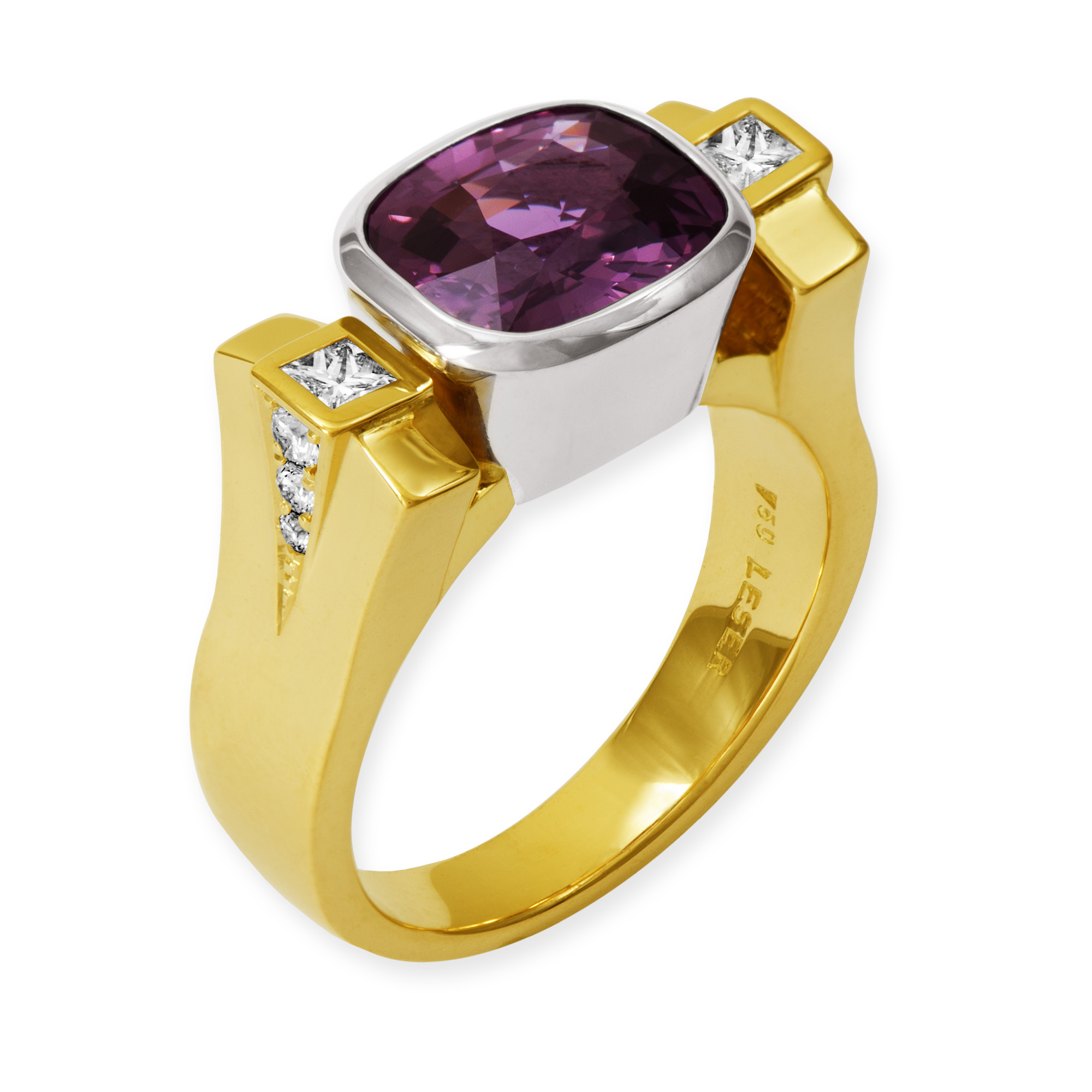 LESER Ring- UNIKAT Spinell 750 Gelbgold LESER Ring- UNIKAT Spinell 750 Gelbgold