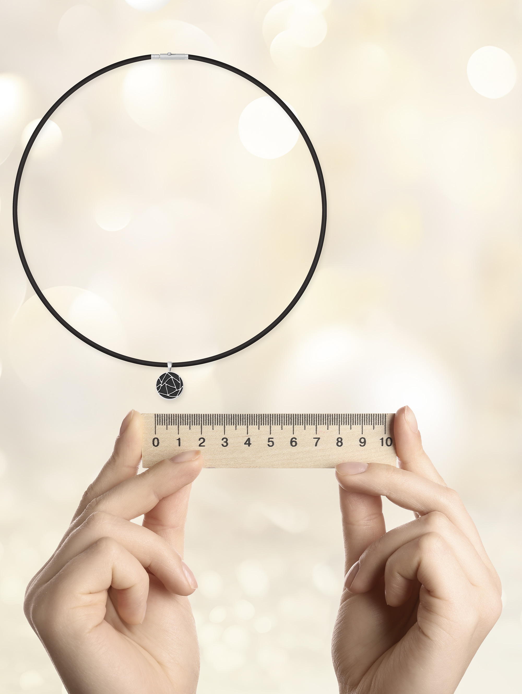 Schmuck mit Lineal -112441