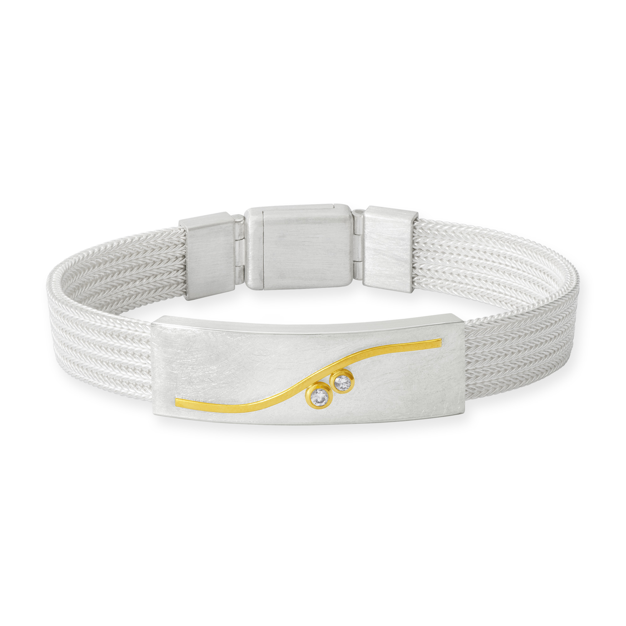 Milanaise-Armband aus 925/Silber mit Verzierungen aus 750/Gelbgold, 900/Gelbgold und zwei Brillanten. Das Armband hat einen Magnetverschluss.