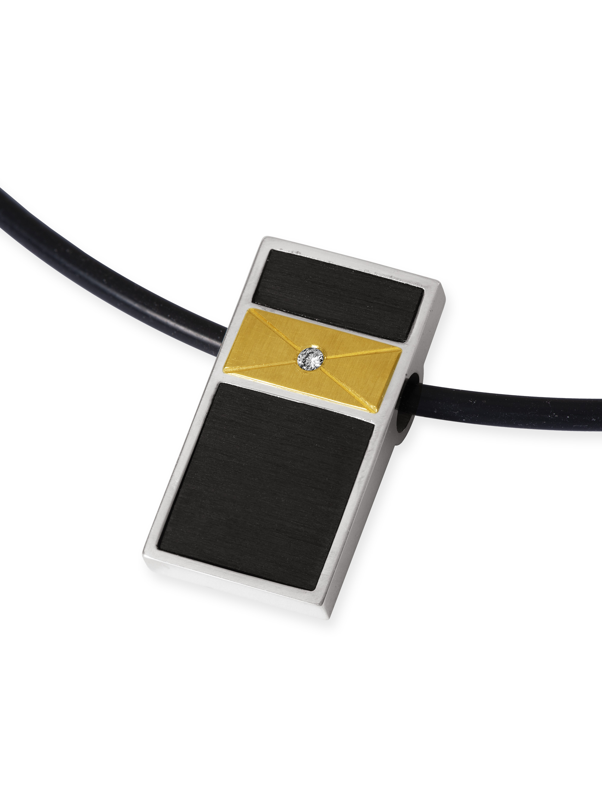 LESER Carbon-Anhaenger-115364 aus Gelbgold und Weißgold mit Brillant LESER Carbon-Anhaenger-115364 aus Gelbgold und Weißgold mit Brillant