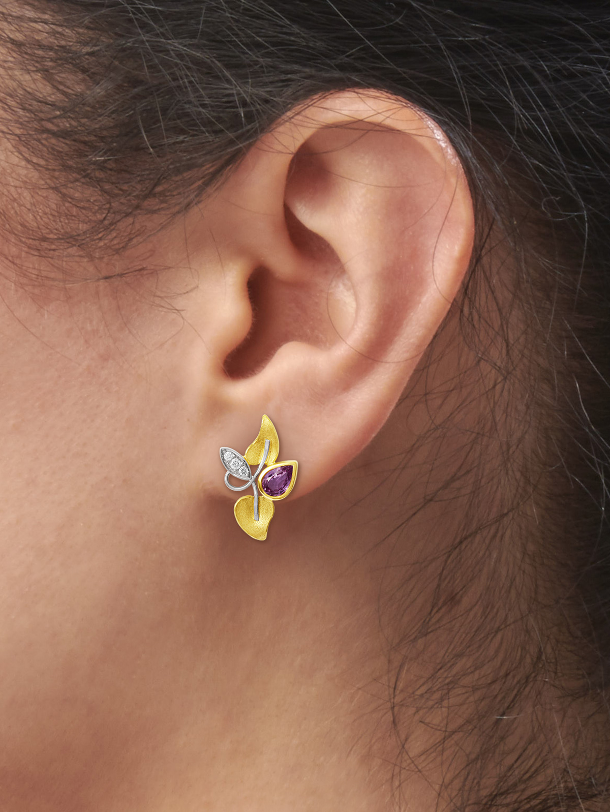 LESER Modelbilder-Ohr-Gelbgold-Weißgold-Brillanten-Saphir-122702