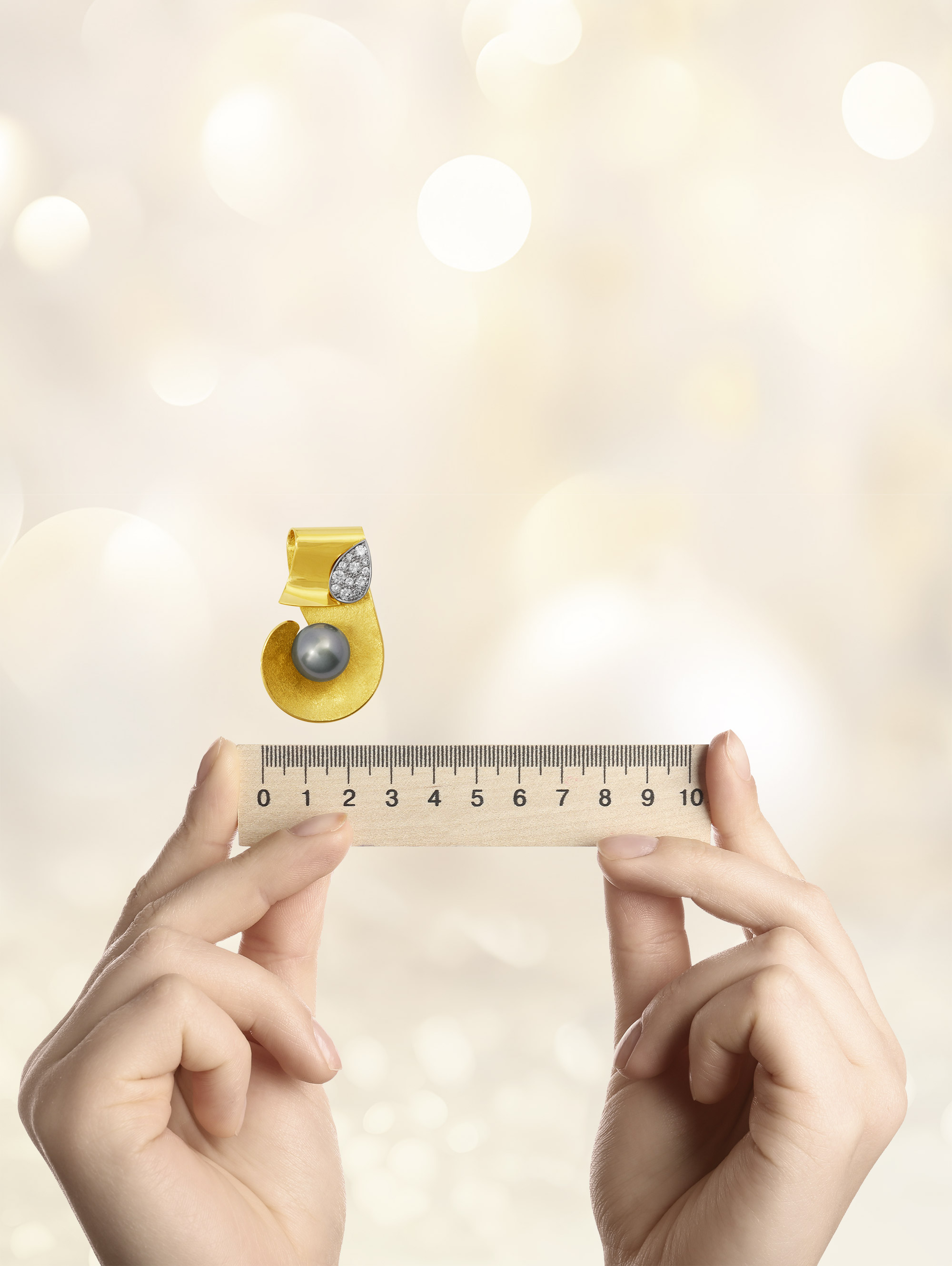 Schmuck mit Lineal -117918