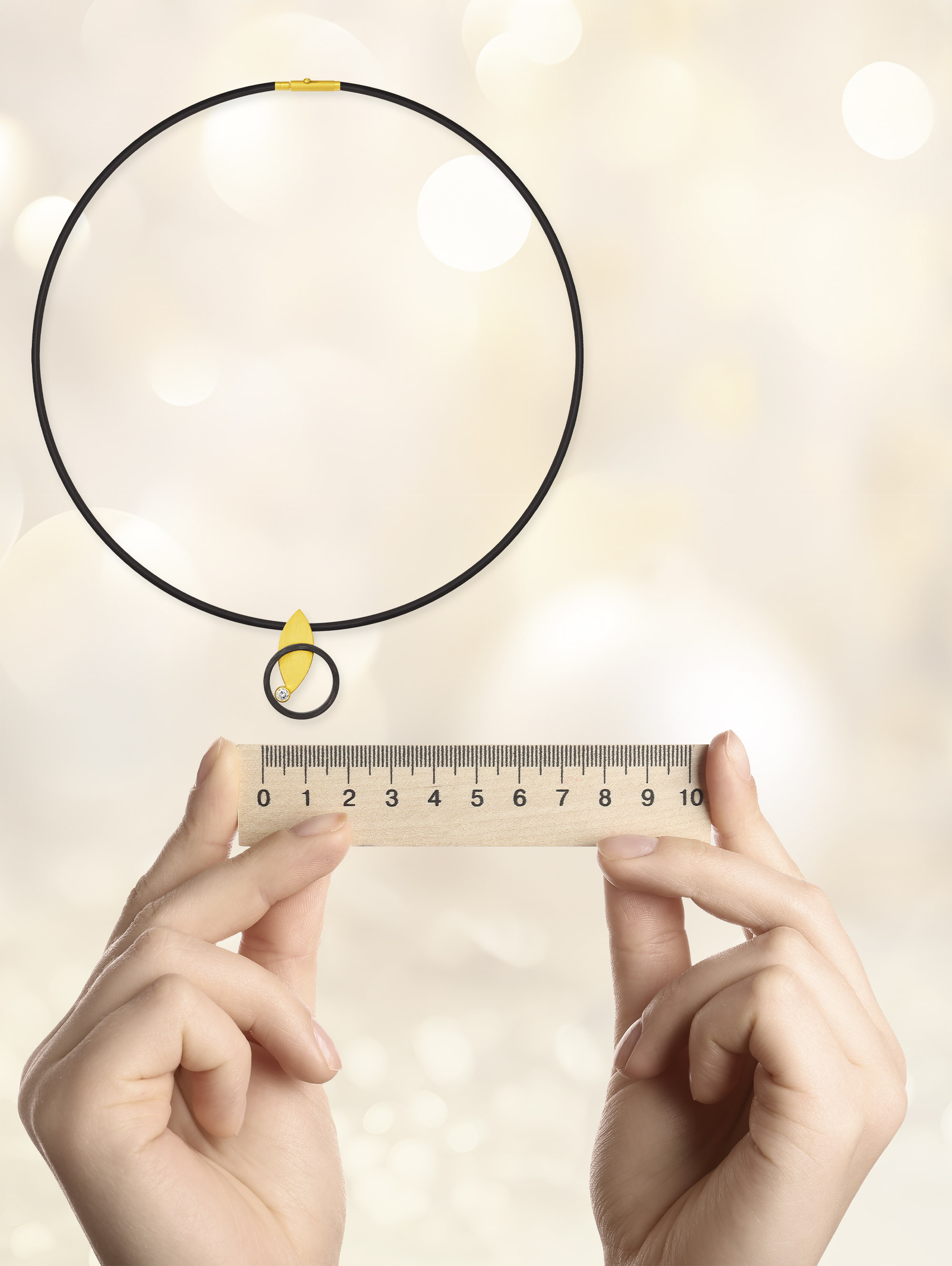 Schmuck mit Lineal -112140